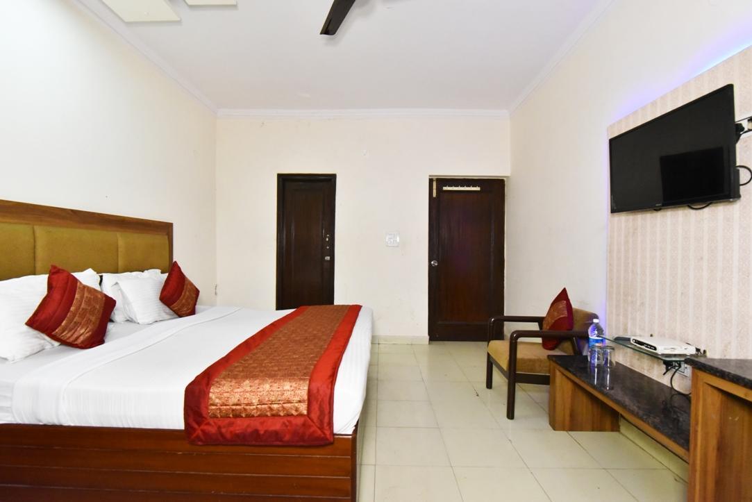 Hotel B-Comfort Amritsar Buitenkant foto